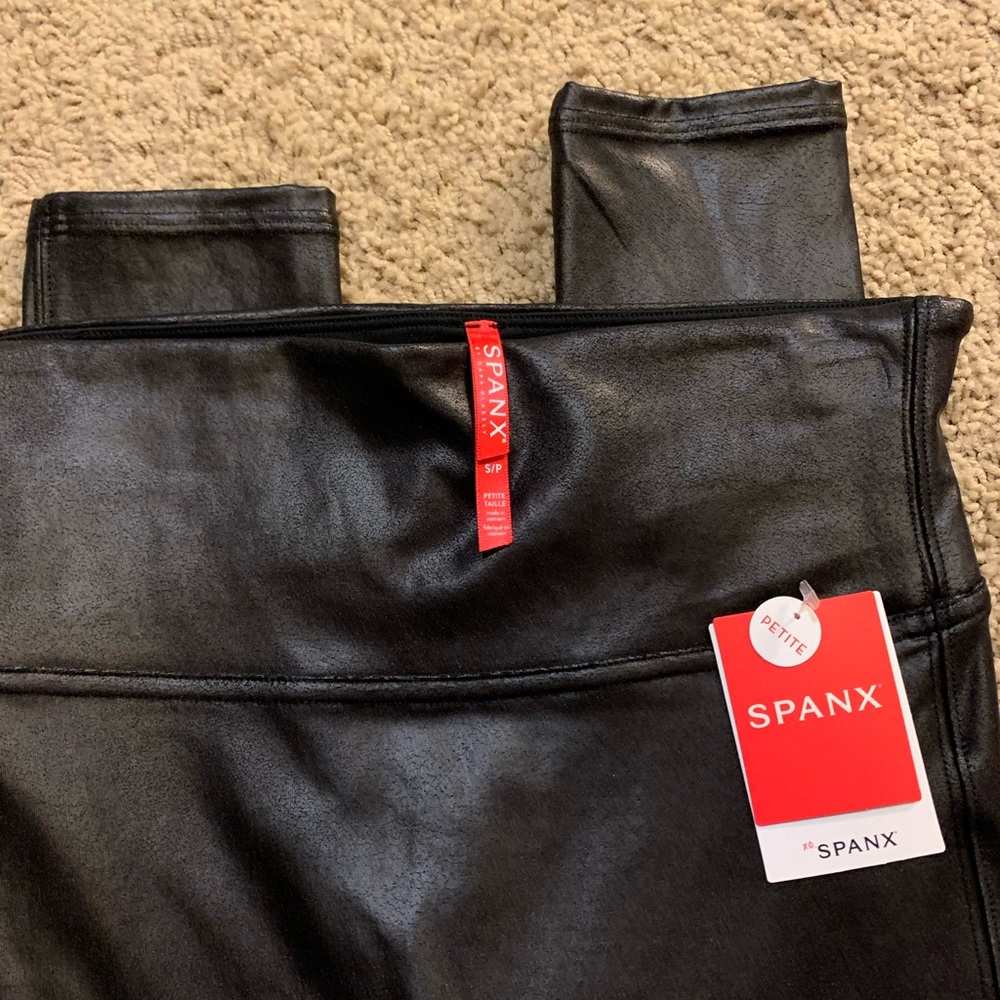 🆕NWT PETITE S FAUX LEATHER SUPER SKINNY LEGGINGS